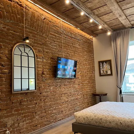 Elite On Shevchenko Avenue *